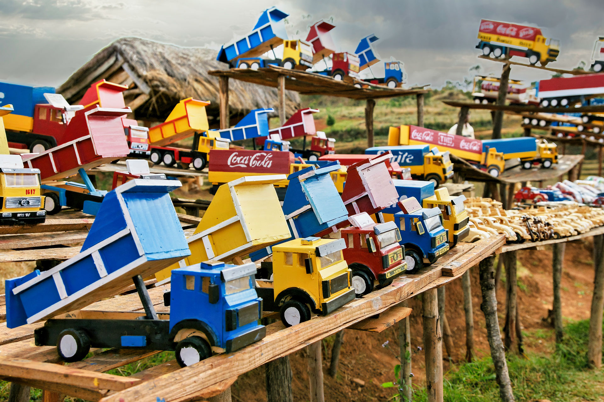 Typische handwerkliche Produkte, die ohne große Materialkosten hergestellt und an die wenigen Touristen verkauft werden